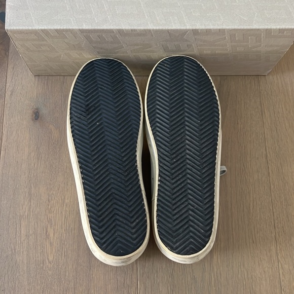 Golden Goose Hi Star Sneaker - Picture 2 of 6